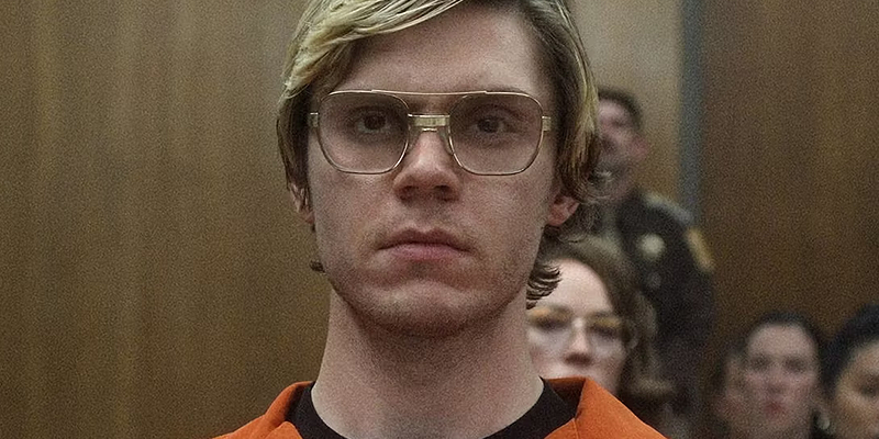 Evan Peters Nominated for First Golden Globe for His Performance in Netflix Series